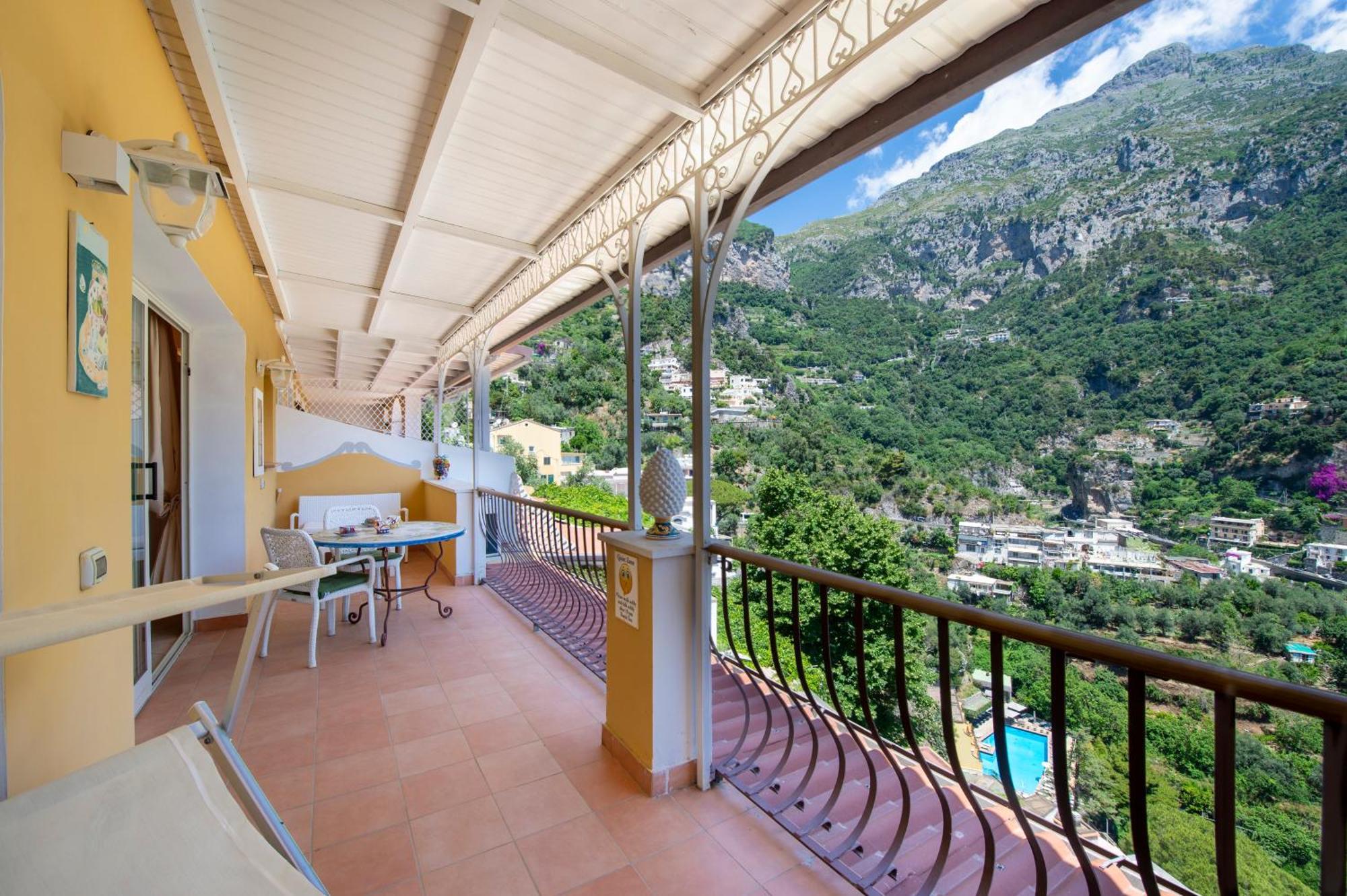 Ferienwohnung Casa Le Terrazze Positano Exterior foto