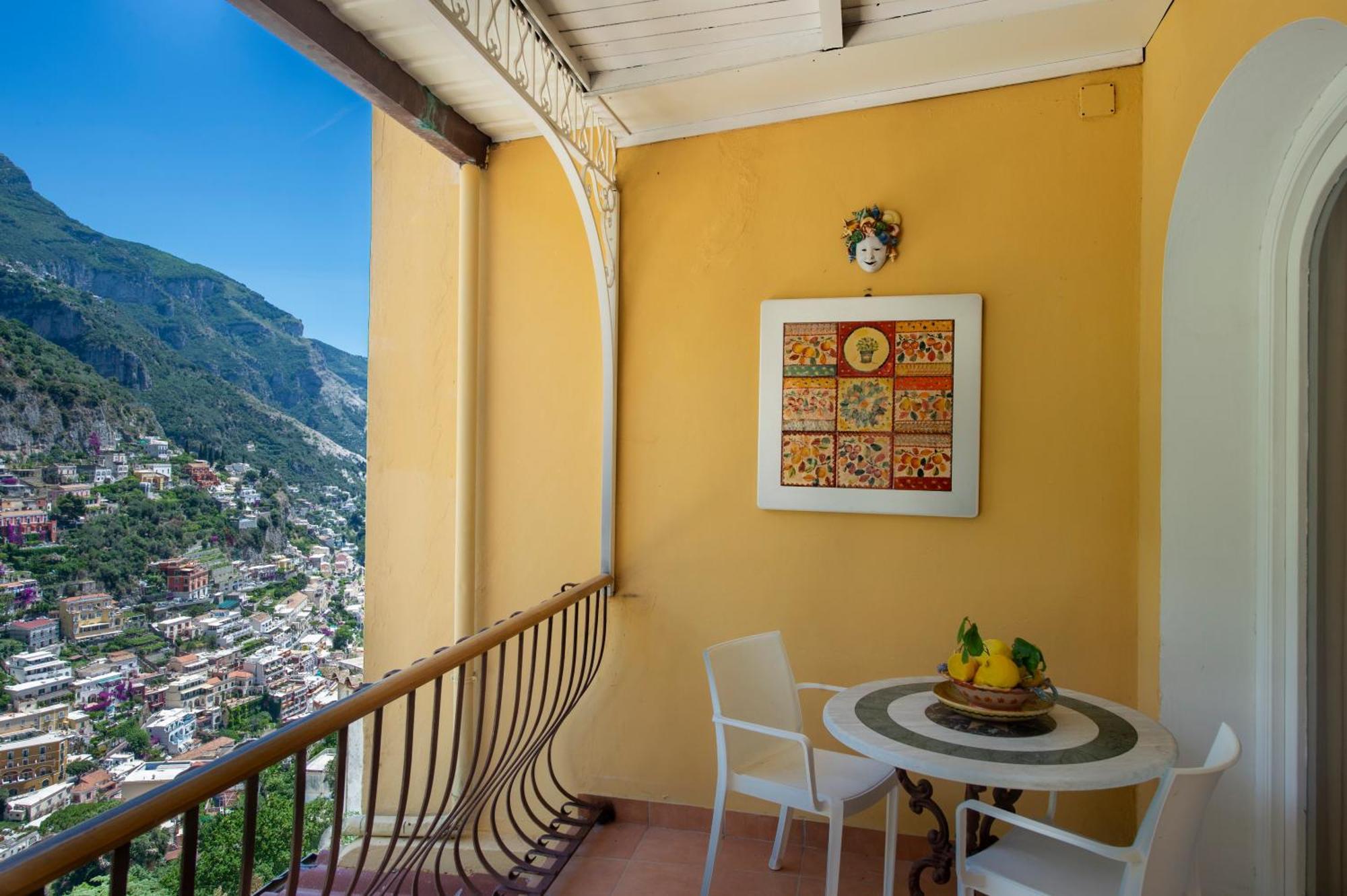 Ferienwohnung Casa Le Terrazze Positano Exterior foto